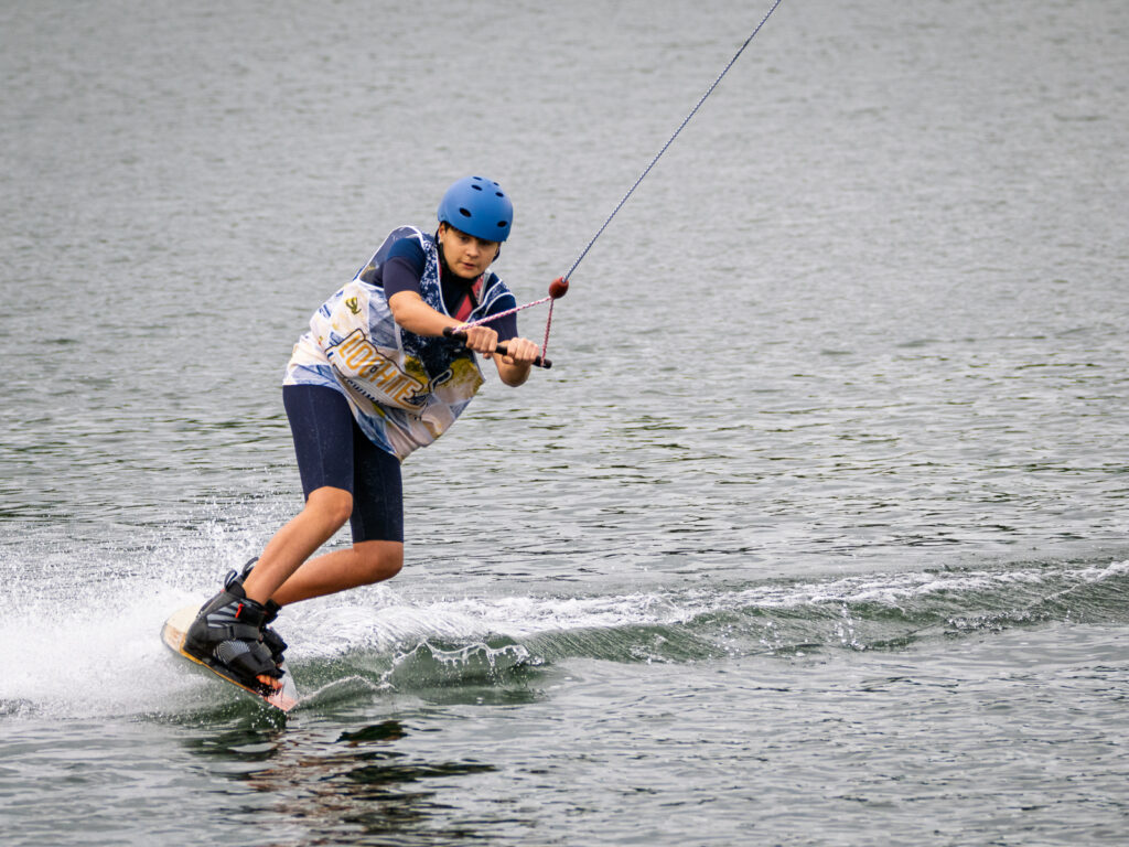obóz sportowy dla dzieci i młodzieży wakeboard i narty wodne szelment